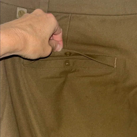 Lululemon Men’s ABC Slim-Fit 5 Pocket Pants in Olive - Picture 12 of 14